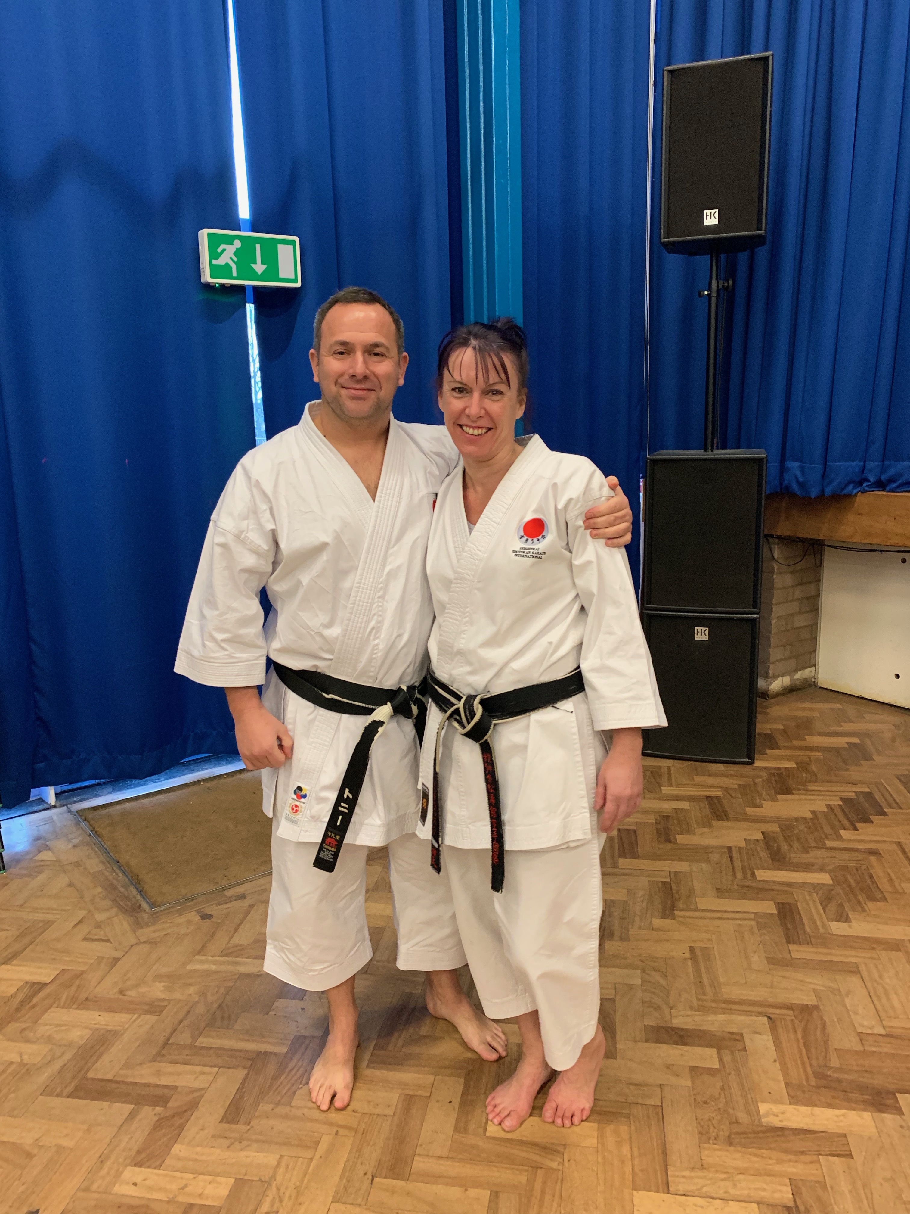 Steph Farrer, Sandan